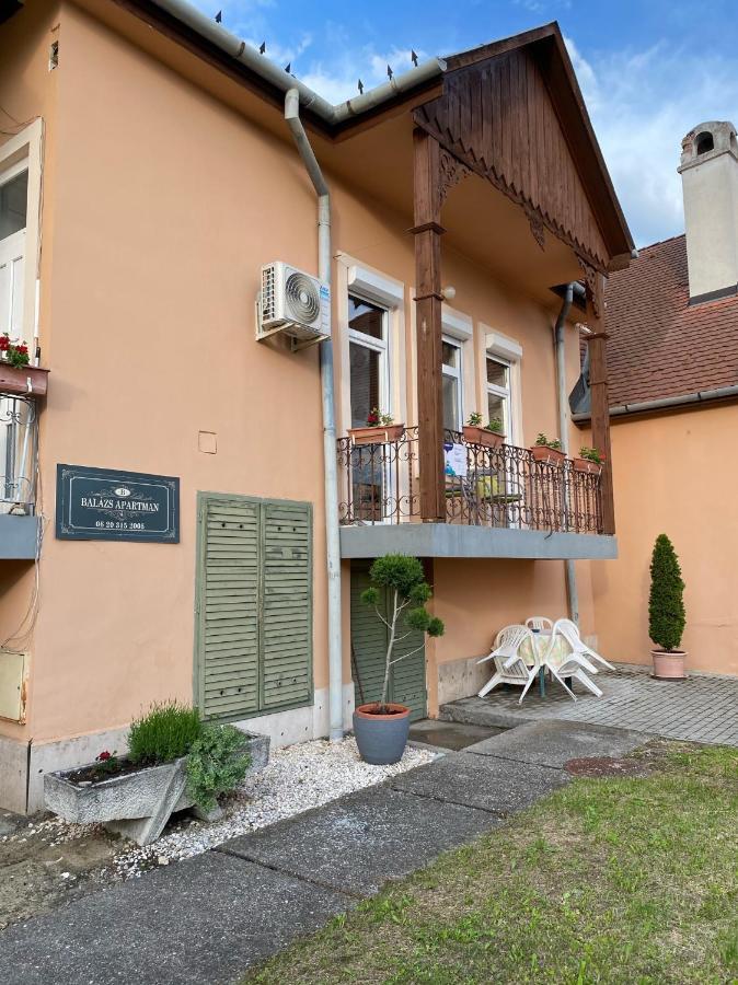 Balazs Apartman Eger Eksteriør billede